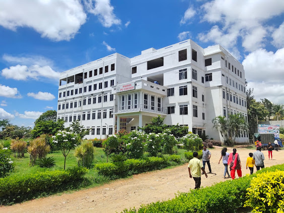 Picture of Daksha College
